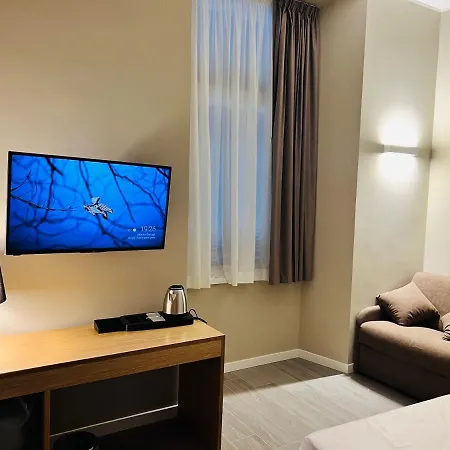 ゲストハウス Residenza 62 4*